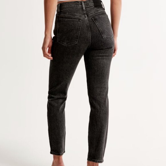 ABERCROMBIE & FITCH High Rise Mom Jean - Black - Picture 6 of 7